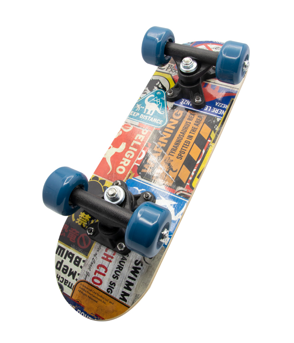 JURASSIC WORLD DOMINION  MINI SKATEBOARD 