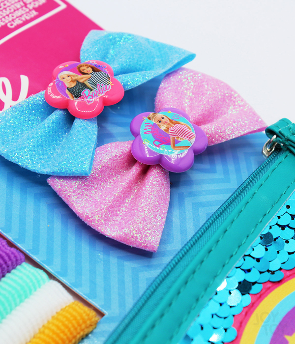 BARBIE MAGIC SEQUIN BEAUTY BAG SET