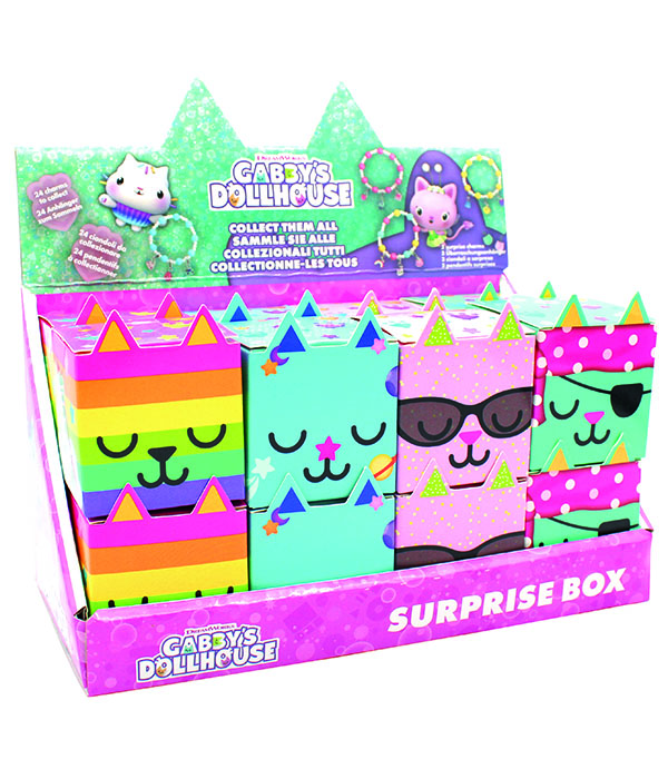 GABBY'S DOLLHOUSE SURPRISE BOX, EACH WITH A BRACELET AND 3 CHARMS 