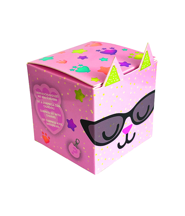 GABBY'S DOLLHOUSE SURPRISE BOX, EACH WITH A BRACELET AND 3 CHARMS 