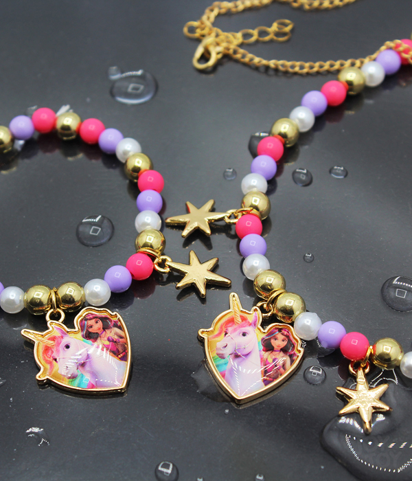 UNICORN ACADEMY SCHMUCKSET: HALSKETTCHEN UND ARMBAND 