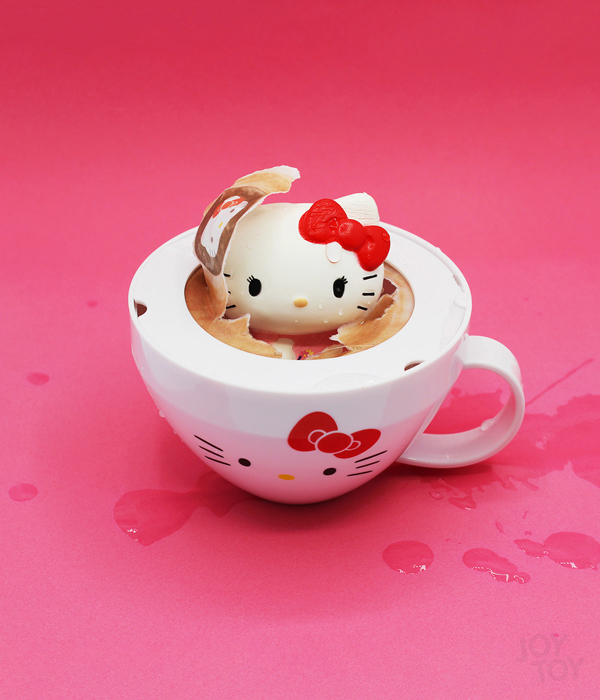 HELLO KITTY & FRIENDS CAPPUCCINO
