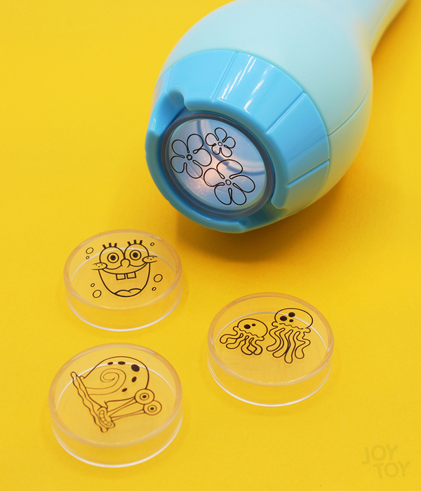 SPONGEBOB PROJEKTIONS TASCHENLAMPE MIT 4 MOTIVEN 