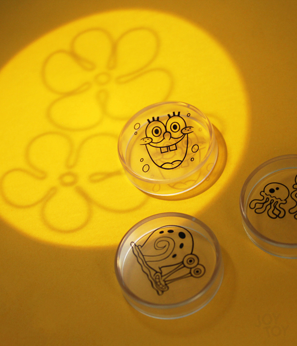 SPONGEBOB PROJEKTIONS TASCHENLAMPE MIT 4 MOTIVEN 