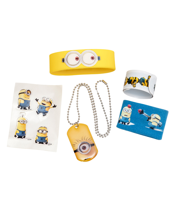 MINIONS 5 PIECES ACCESSORY SET IN GIFT WRAP